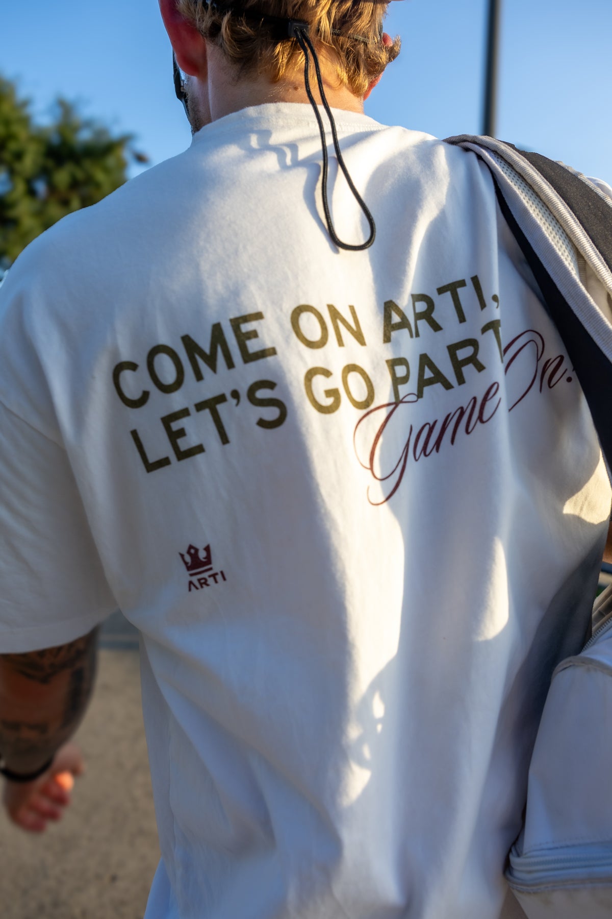 The off-court tee.